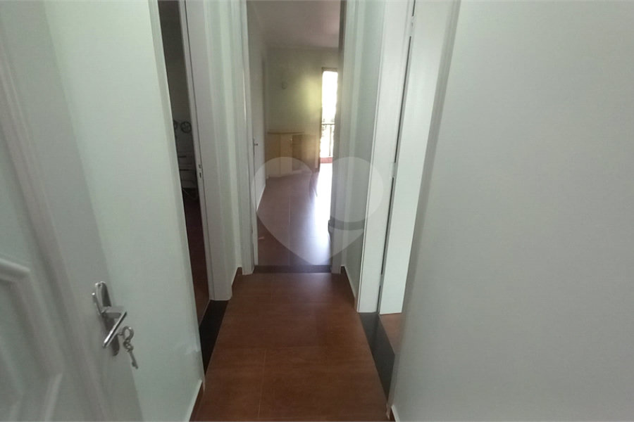 Sobrado à venda com 4 quartos, sendo 2 suítes, em Tremembé, São Paulo, SP