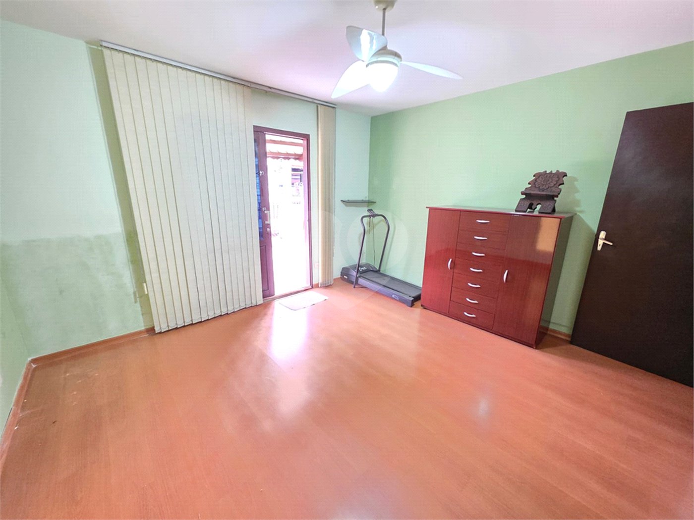 Sobrado à venda com 3 quartos em Rio Pequeno, São Paulo, SP