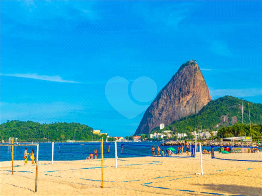 Apartamento à venda com 4 quartos, sendo 2 suítes, em Flamengo, Rio de Janeiro, RJ