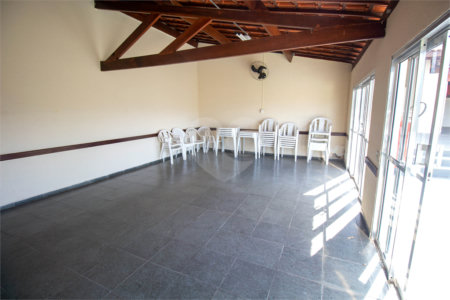 Apartamento à venda com 3 quartos, sendo 1 suíte, no Centro, São Roque, SP
