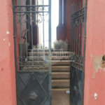 Casa Térrea com 2 dormitórios.