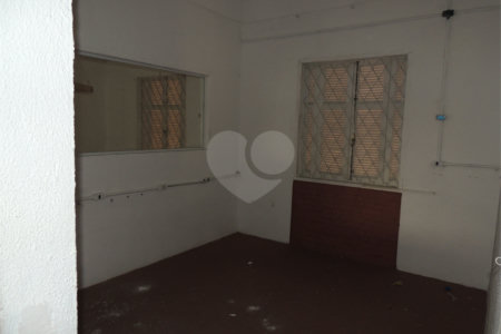 Excelente Casa Térrea Comercial em Região Nobre !!!
