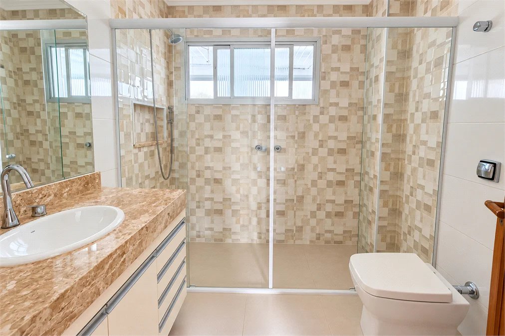 Apartamento à venda ou para alugar com 3 quartos, sendo 1 suíte, em Santo Amaro, São Paulo, SP