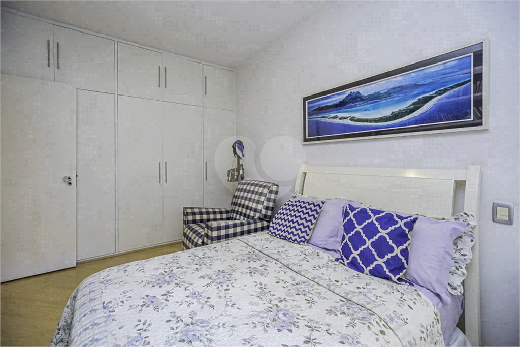 Apartamento á venda em Higienópolis com 212m² 3 dormitórios 1 suíte 2 vagas