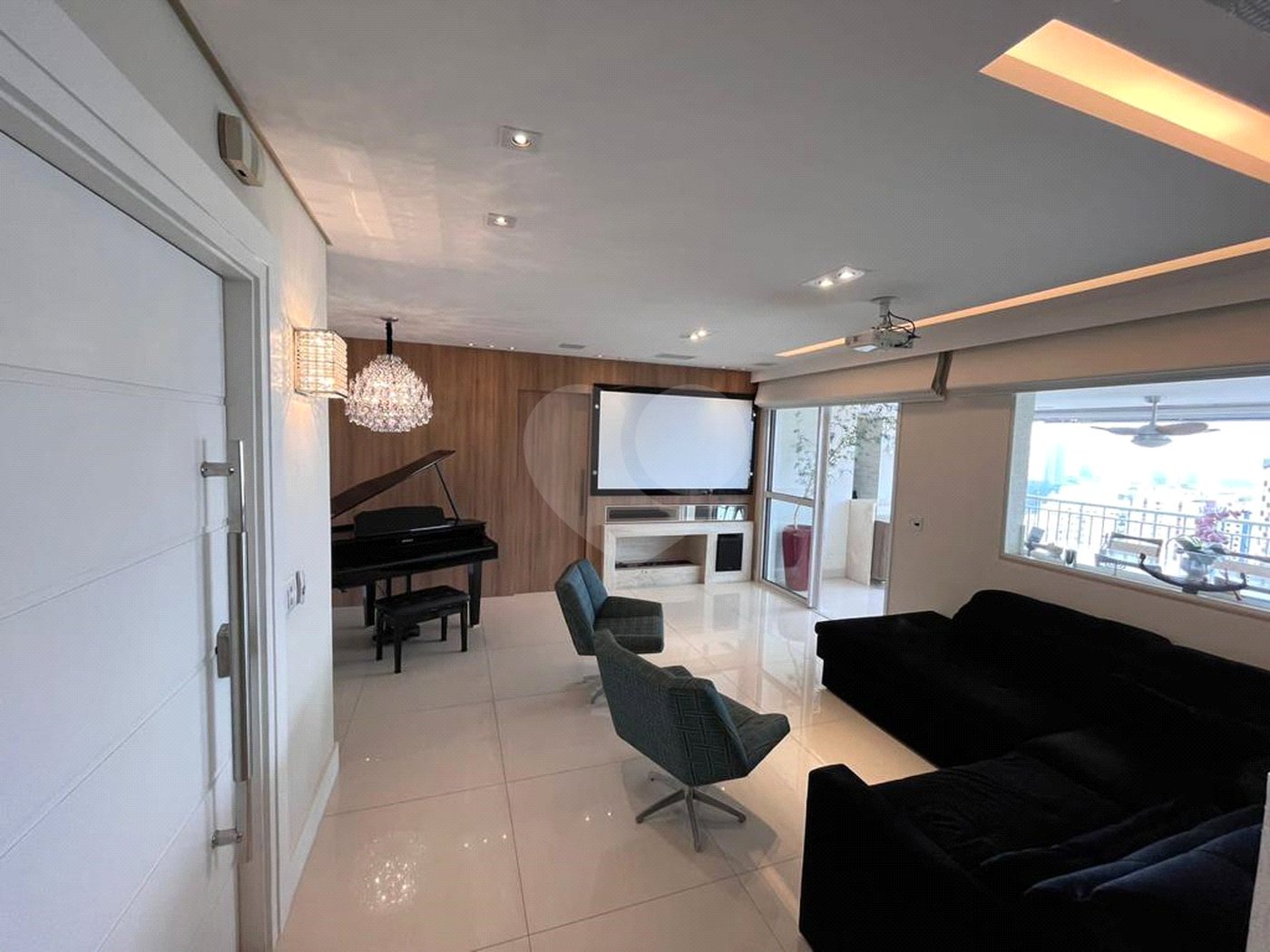 APARTAMENTO ALTO PADRAO