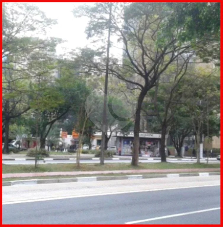 Sala à venda em Cidade Monções, São Paulo, SP