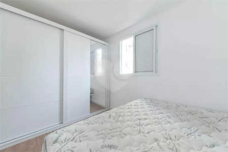 Apartamento com 41m² à venda na Saúde, 1 dormitório, 1 banheiro, 1 vaga, sacada, lazer