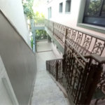 Sobrado no Tremembé com 5 dormitórios, 3 suites com hydro, closed, e varanda, sala ampla , com varanda,, quintal, 6 vagas! Abaixo da avaliação.