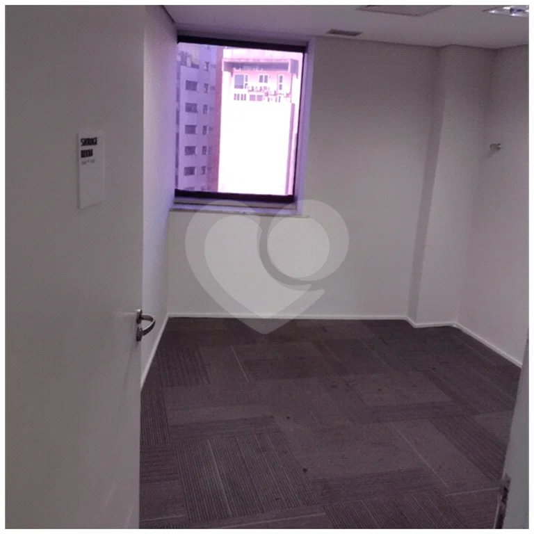 Conjunto comercial para locação na Vila Olímpia 384,81 m², 7 vagas de garagem