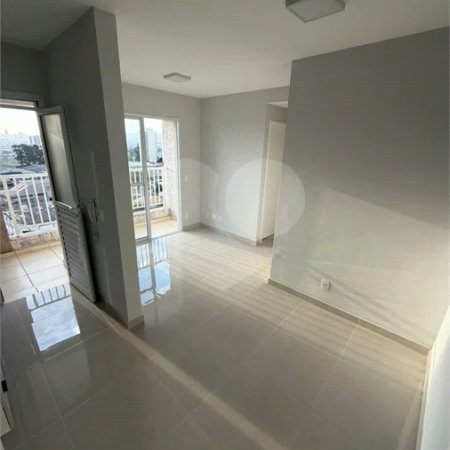 Apartamento à venda na Vila São João, próximo as Shopping Internacional de Guarulhos, com 43 m² com 2 dormitórios e 1 vaga de garagem