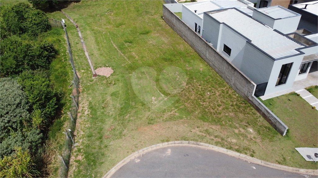 Terreno a venda no condominio Santa Isabel