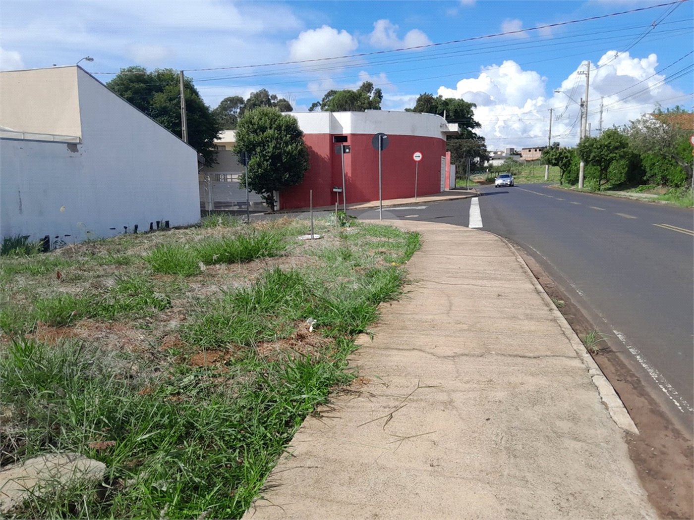 Terreno para venda no Parque dos Flamboyant em São Carlos.