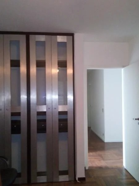 Casa à venda com 4 quartos, sendo 3 suítes, em Jardim Leonor, São Paulo, SP