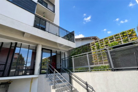 Apartamento para Locação no Jardim Santa Maria, Santo André | 55 m², 1 Dormitório, 1 Vaga e 2 Garden Privativos