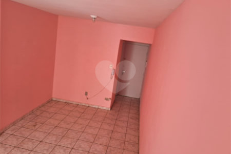 Apartamento a venda com 35m² perto de ônibus e Metrô