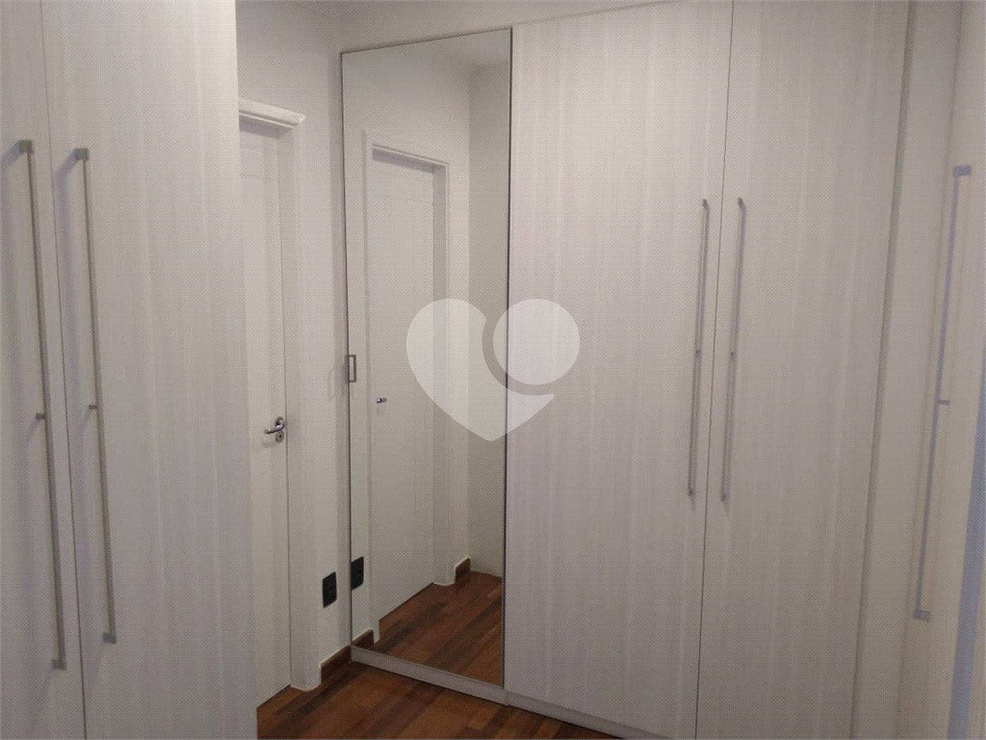 Apartamento 3 suítes, varanda gourmet, 3 vagas em Condomínio Clube na Mooca