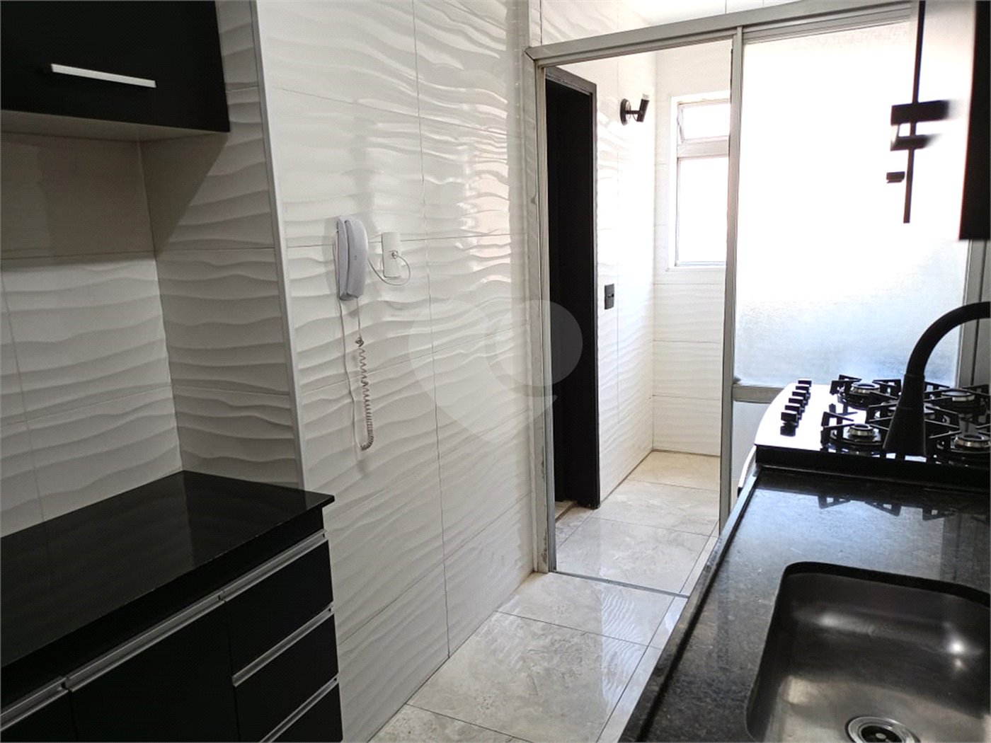 Apartamento na Consolação com 97m², 3 dormitórios, 1 vaga, próximo a Av. Paulista e estação de metrô