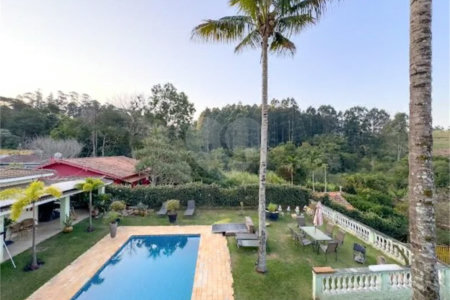 Casa Térrea à venda com 5 suítes no condomínio Monte Acropole, Valinhos - SP