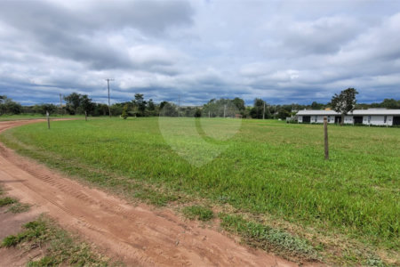 Loteamento à venda no Condomínio Vila Pinhal do Broa