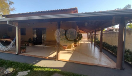 Chácara à venda com 3 quartos, sendo 1 suíte,  no Centro, Itirapina, SP