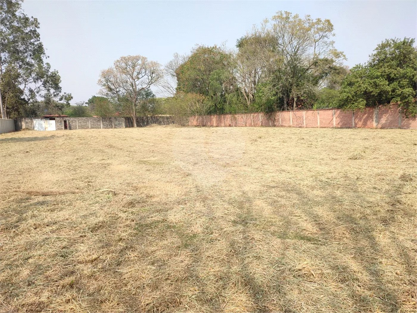 Oportunidade Imperdível: Terreno à Venda no Bairro Santa Rita!