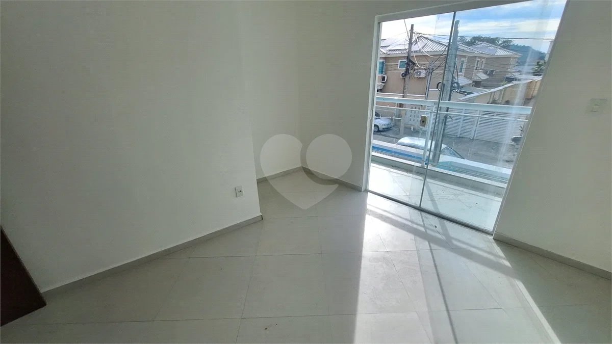 Excelente Casa Duplex | 2 Suítes | Garagem Subterrânea | Próxima ao West Shopping