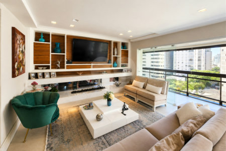 Apartamento reformado com 186 m² em Santa Cecília