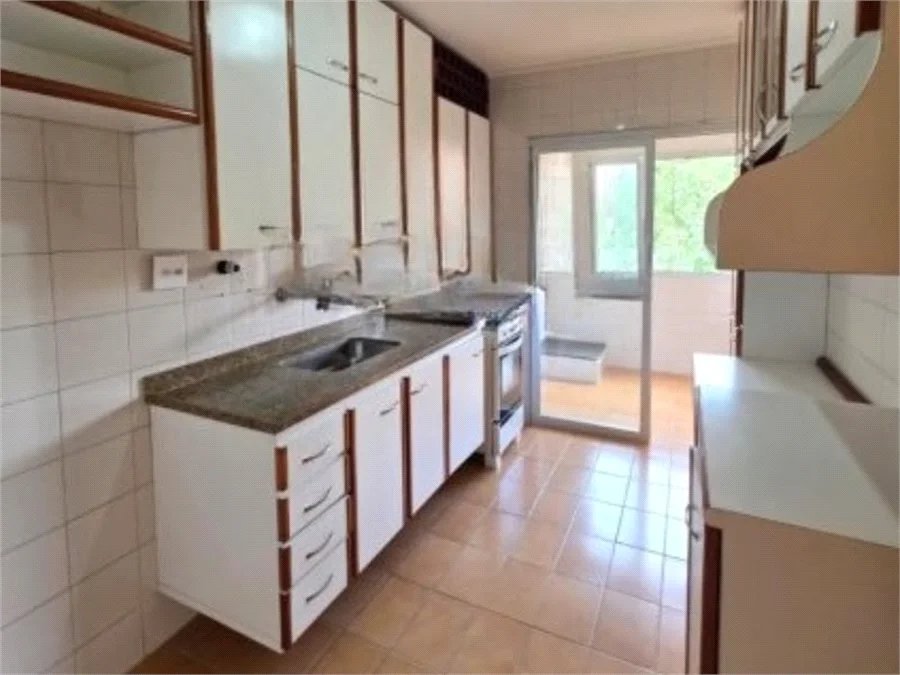 Apartamento à venda com 2 quartos, sendo 1 suíte,  em Jardim Ester, São Paulo, SP