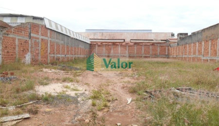 Terreno à venda em Vila Prado, São Carlos, SP