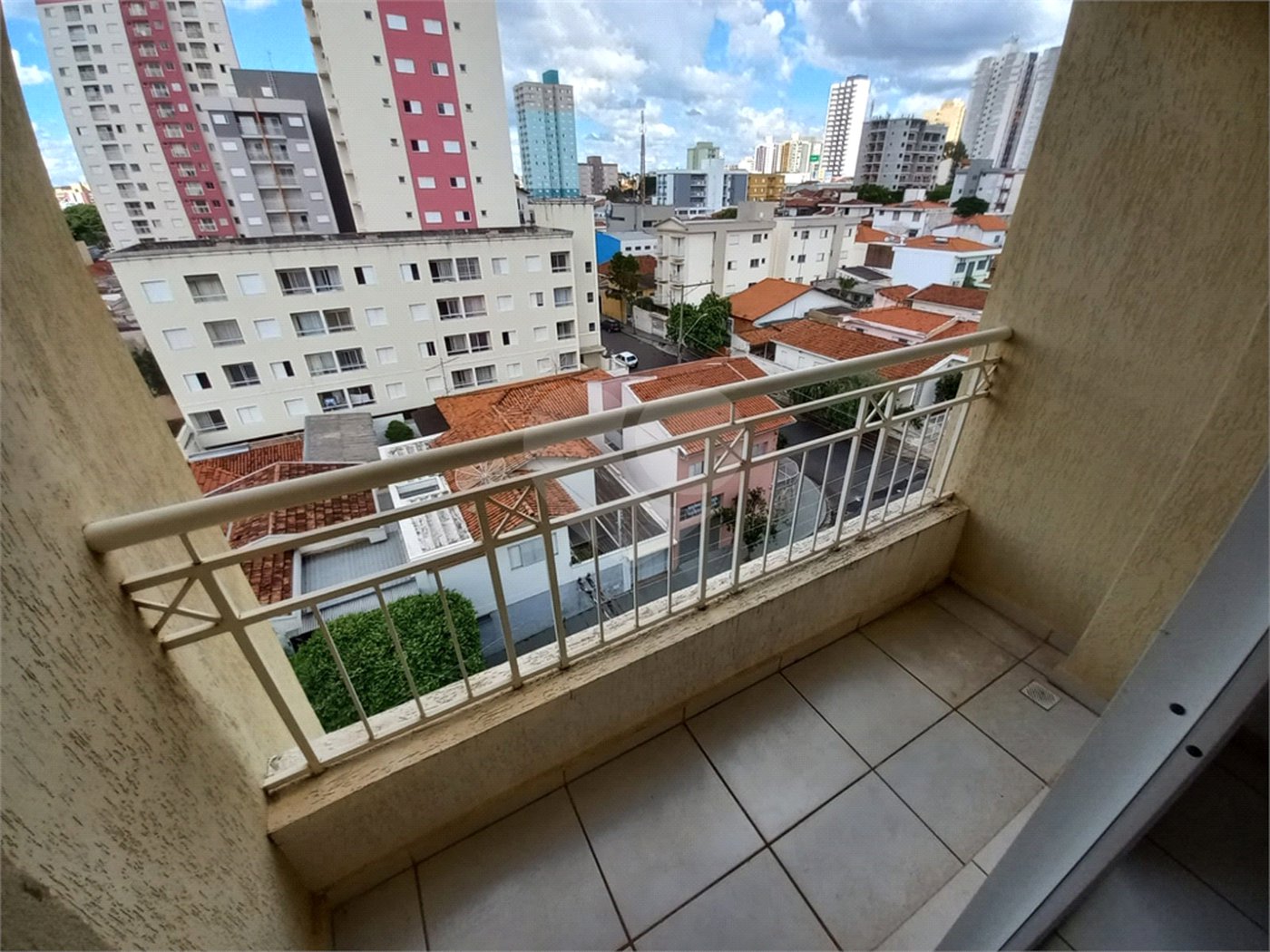 Apartamento no Condomínio Veneza