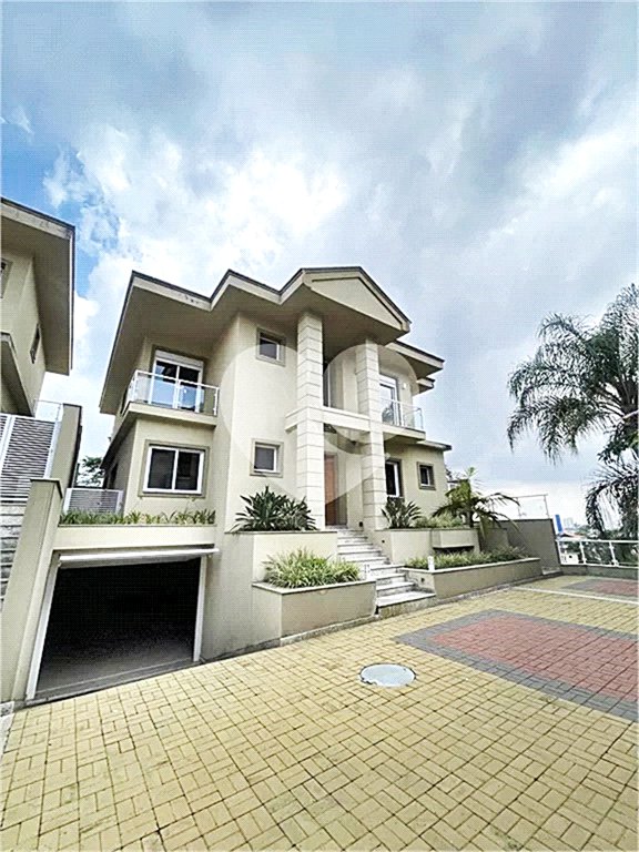 Casa de Condomínio Tucuruvi | 439m² | 4 Suítes | 6 Vagas | Espaço Gourmet Lazer