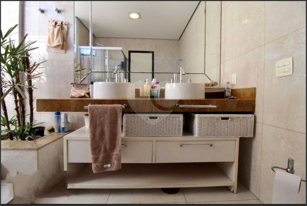 Casa à venda ou para alugar com 4 quartos, sendo 2 suítes, em Brooklin, São Paulo, SP