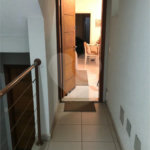 Apartamento em Bragança Paulista com 1 suíte, cozinha americana, varanda, 1 vaga garagem, área lazer com piscina e salão de festas