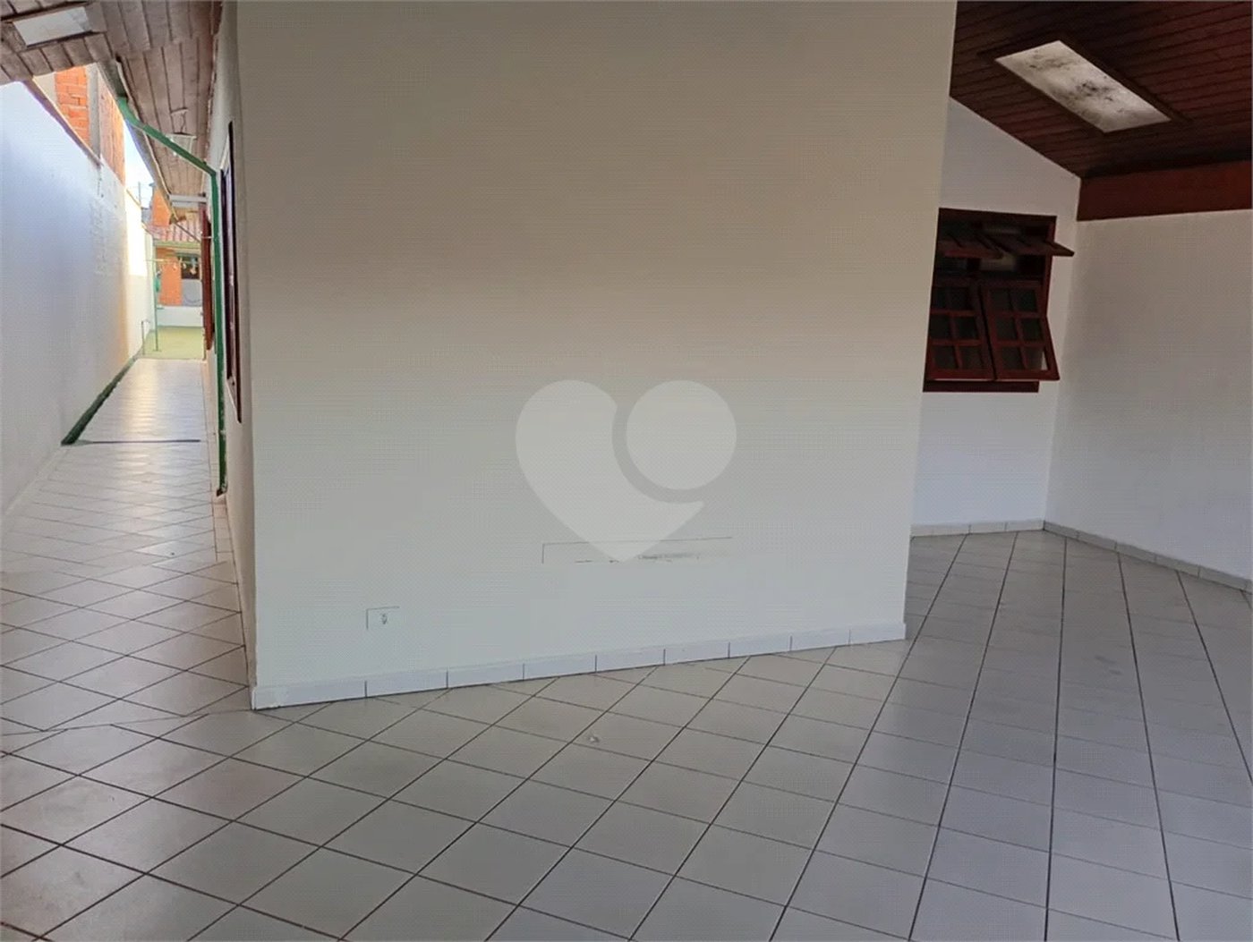Casa térrea com edícula, com 4 dormitórios à venda no Condomínio Residencial Parque Taquaral em Piracicaba/SP.