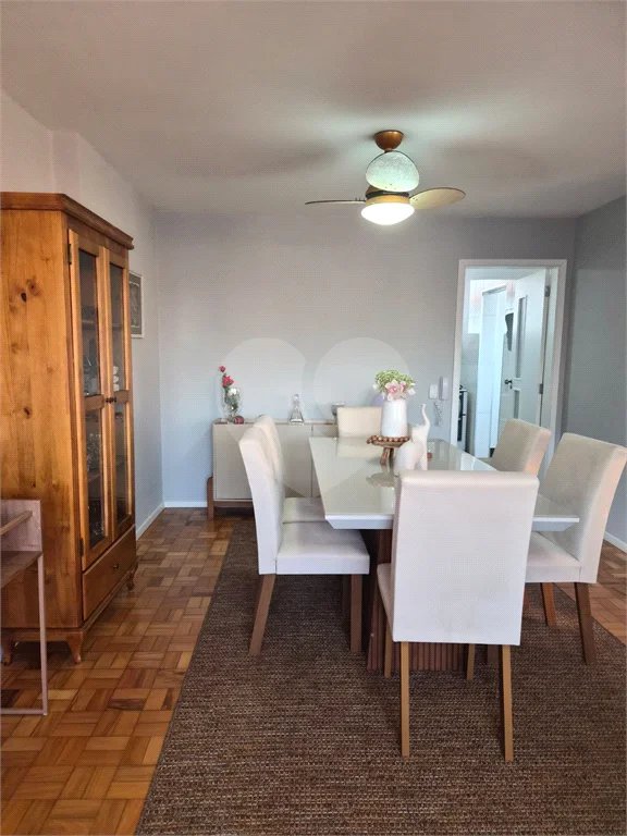 Apartamento à venda no Edifício Pedro Ometto, no coração de Piracicaba.
