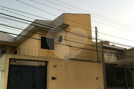 Casa com 112m² , 2 dormitórios , sendo 2 suítes , à venda no bairro da Penha.