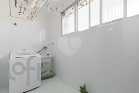 APARTAMENTO REFORMADO NA MOÓCA - 114m - 3 Dormitorios com 2 suítes - 1 vaga