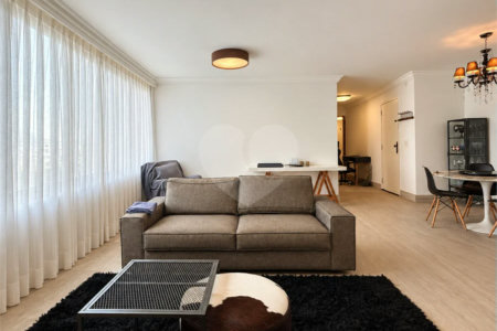 Apartamento com 3 dormitórios sendo 1 suíte à venda em Higienópolis, São Paulo - SP
