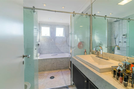 Apartamento para venda no condomínio Piazza Suprema - Praça Visconde de Souza Fontes