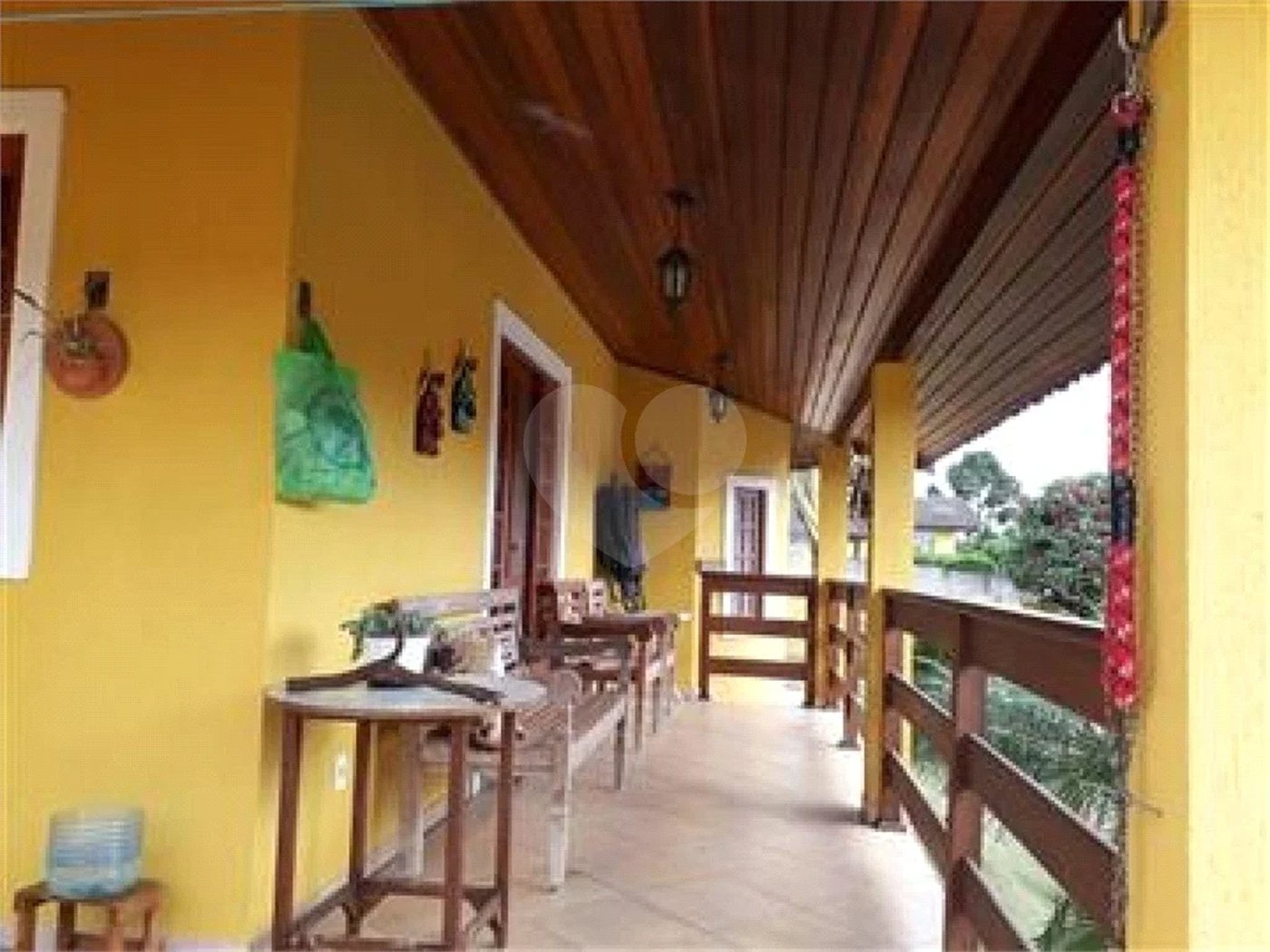 Casa à venda com 3 suítes em Estância Santa Maria do Laranjal, Atibaia, SP