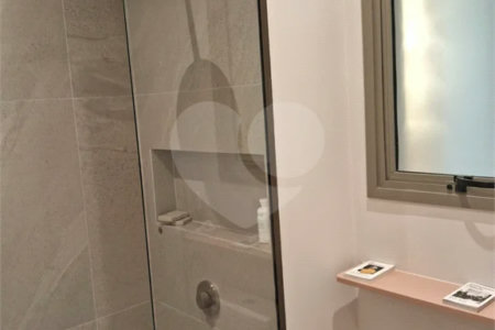 Apartamento à venda com 3 suítes em Moema, São Paulo, SP