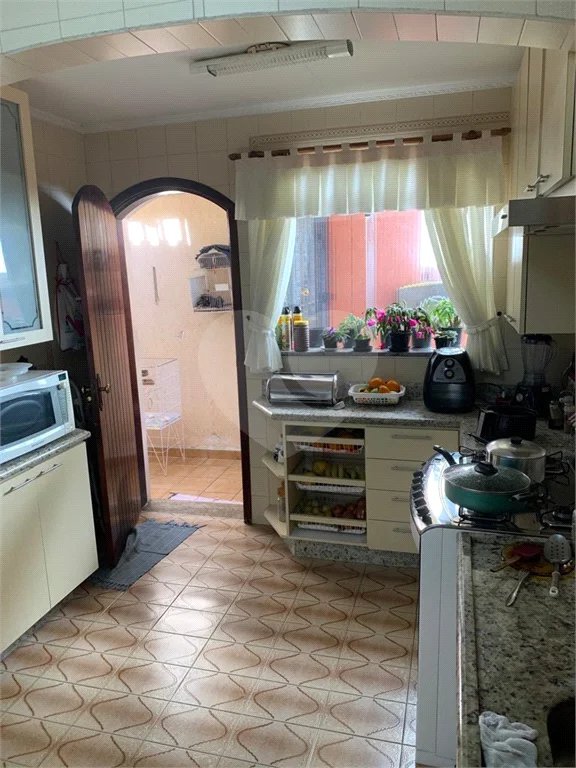 Casa à venda em São Caetano do Sul, 3 quartos (1 suíte), 5 garagens