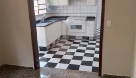 Casa à venda com 4 quartos, sendo 1 suíte,  em Parque Fernanda, São Paulo, SP