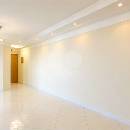 Apartamento de 84m² na Vila Lusitânia, em São Bernardo do Campo, com 3 dormitórios, suíte com varanda, 2 vagas cobertas, depósito privativo e lazer completo.