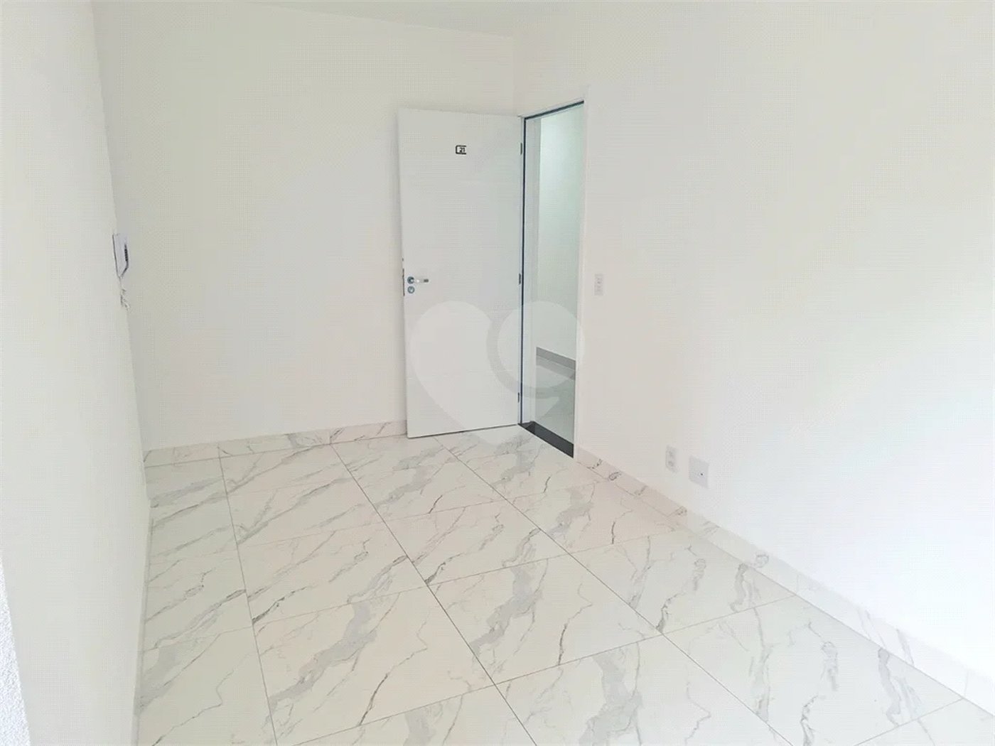 APTO CASA VERDE