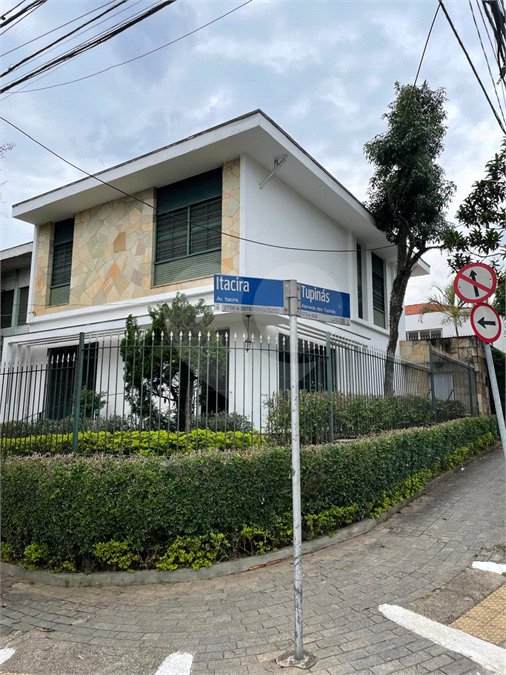 Sobrado à venda no Planalto Paulista c/330m2 - 3 Quartos/1 Suite/ 4 Vagas na garagem - Metrô S.Judas