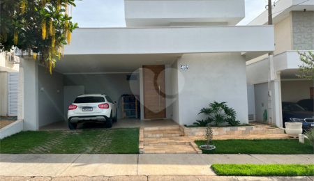 Casa à venda com 3 suítes no condomínio Quebec, São Carlos - SP