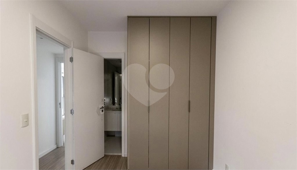 Apartamento à venda ou para alugar com 2 suítes em Vila Olímpia, São Paulo, SP