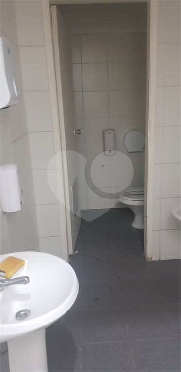 PRÉDIO COMERCIAL PRÓXIMO A FARIA LIMA - SUPER REFORMADO