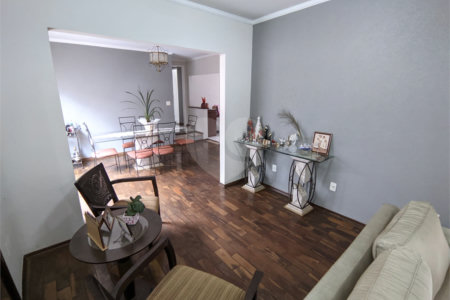Casa com 3 dormitórios no Jardim Nova Santa Paula